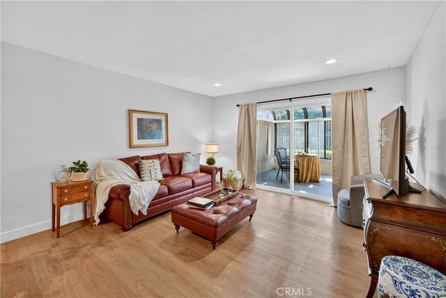 8933 Biscayne Court 220B, Huntington Beach, CA 92646