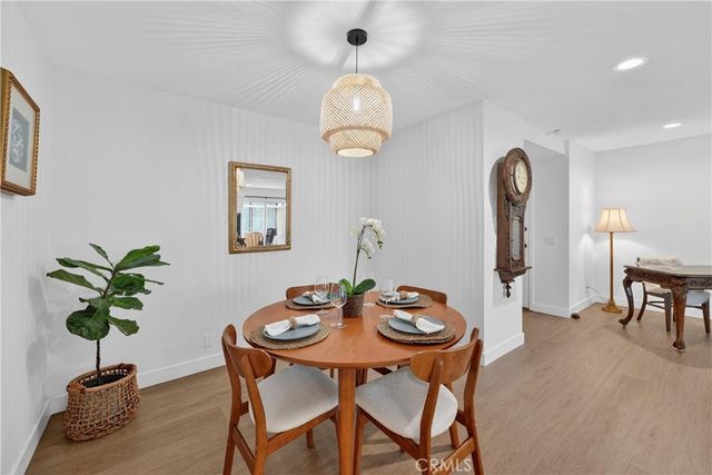 8933 Biscayne Court 220B, Huntington Beach, CA 92646
