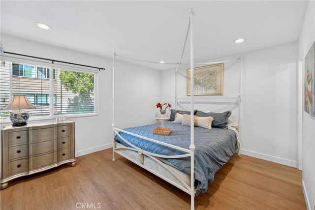 8933 Biscayne Court 220B, Huntington Beach, CA 92646