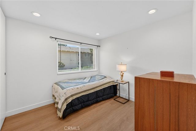 8933 Biscayne Court 220B, Huntington Beach, CA 92646
