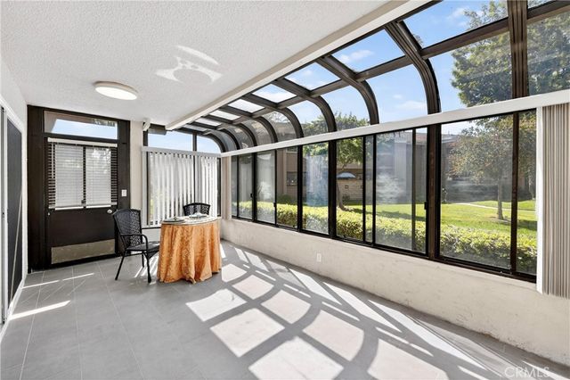 8933 Biscayne Court 220B, Huntington Beach, CA 92646
