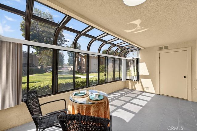 8933 Biscayne Court 220B, Huntington Beach, CA 92646