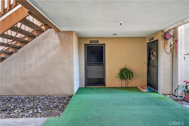 8933 Biscayne Court 220B, Huntington Beach, CA 92646