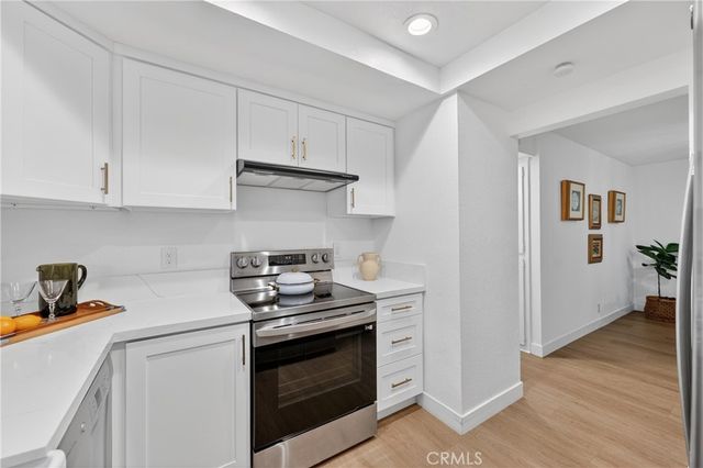 8933 Biscayne Court 220B, Huntington Beach, CA 92646