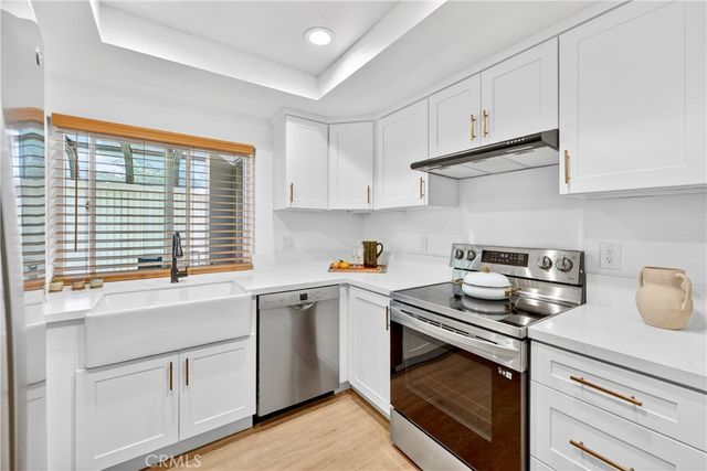 8933 Biscayne Court 220B, Huntington Beach, CA 92646