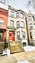 521 E 46th Place, Chicago, IL 60653