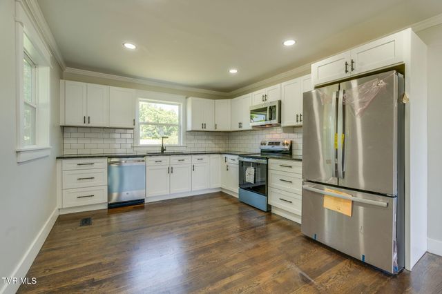 139 Piney Flats Road, Piney Flats, TN 37686