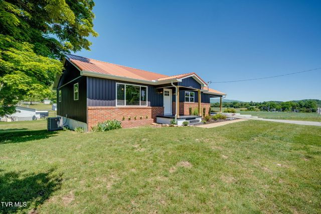 139 Piney Flats Road, Piney Flats, TN 37686