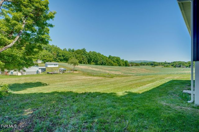 139 Piney Flats Road, Piney Flats, TN 37686