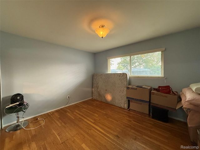 36850 English Drive, Sterling Heights, MI 48310