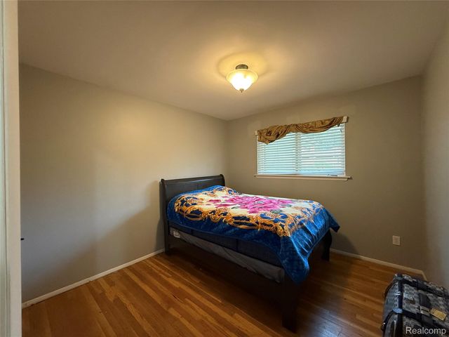 36850 English Drive, Sterling Heights, MI 48310