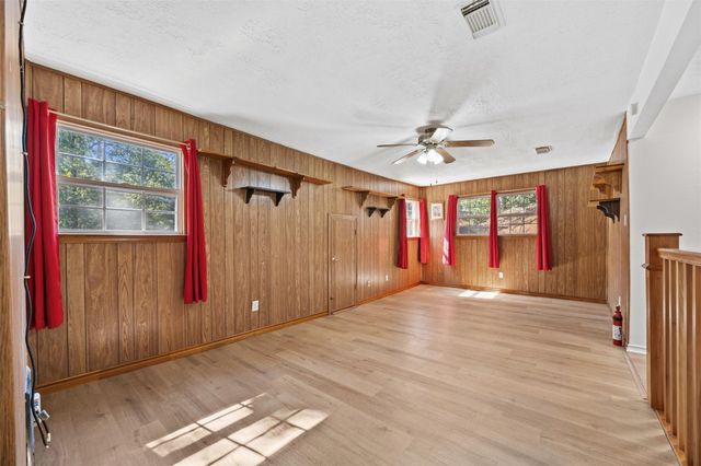 12 Dewthread Court, Spring, TX 77380