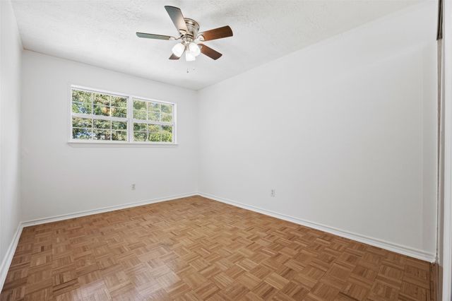 12 Dewthread Court, Spring, TX 77380