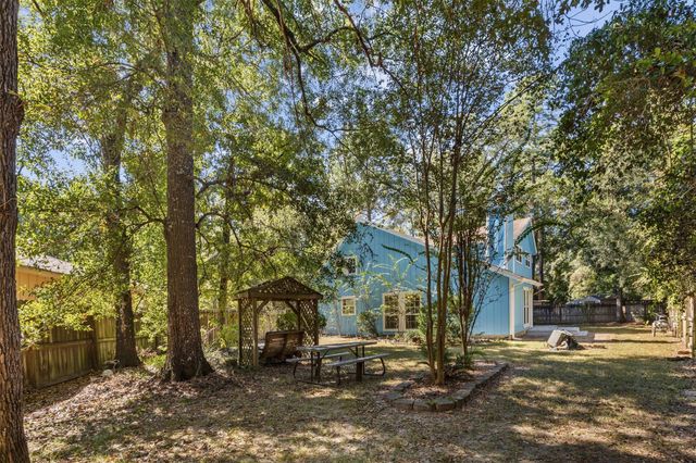 12 Dewthread Court, Spring, TX 77380