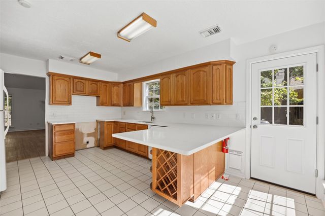 12 Dewthread Court, Spring, TX 77380