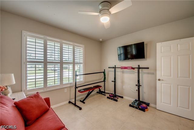 3162 Estancia LN, Cape Coral, FL 33909