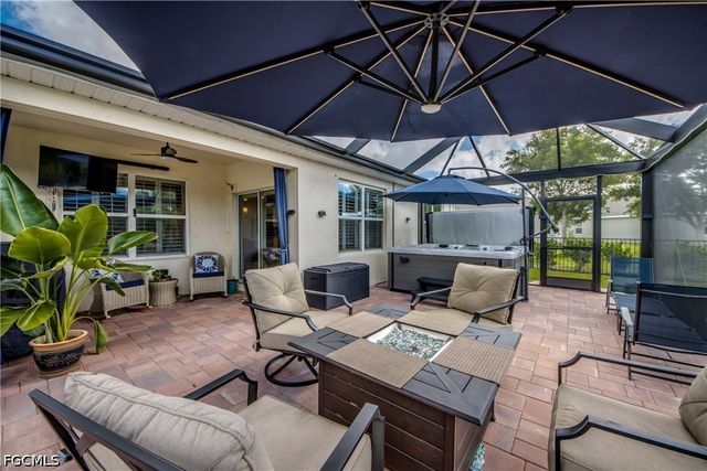 3162 Estancia LN, Cape Coral, FL 33909