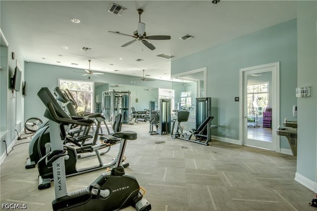 3162 Estancia LN, Cape Coral, FL 33909