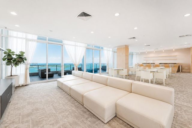 1331 Brickell Bay Dr 2805, Miami, FL 33131