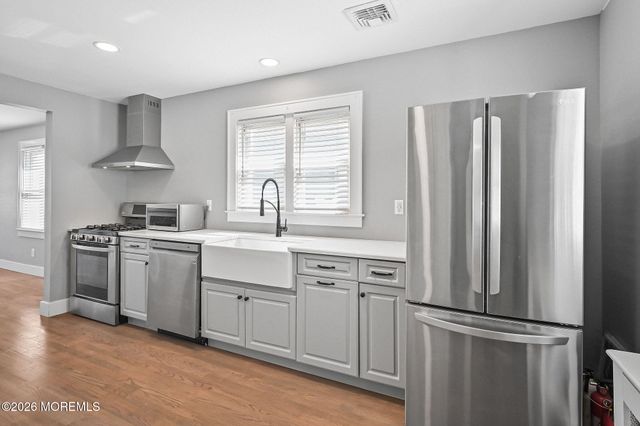 292 Washington Street, Keyport, NJ 07735