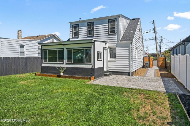 292 Washington Street, Keyport, NJ 07735