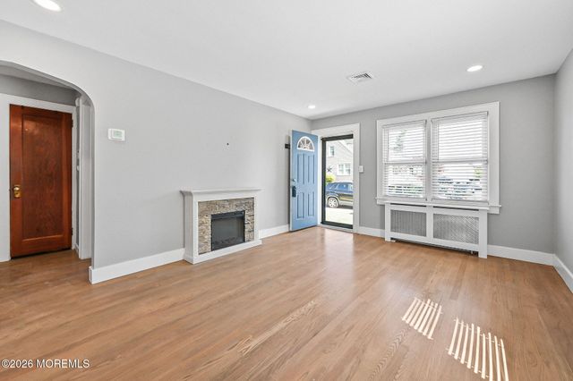 292 Washington Street, Keyport, NJ 07735