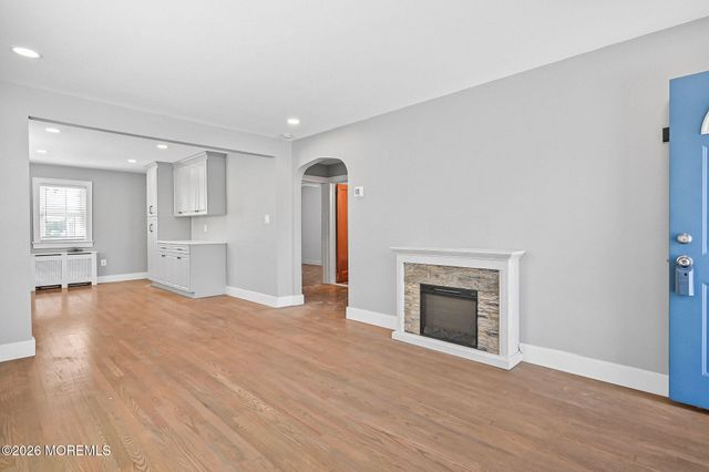 292 Washington Street, Keyport, NJ 07735