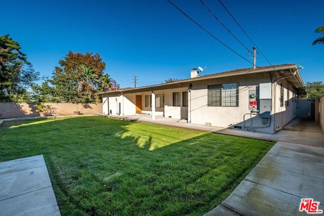 7121 Arizona Avenue, Los Angeles, CA 90045