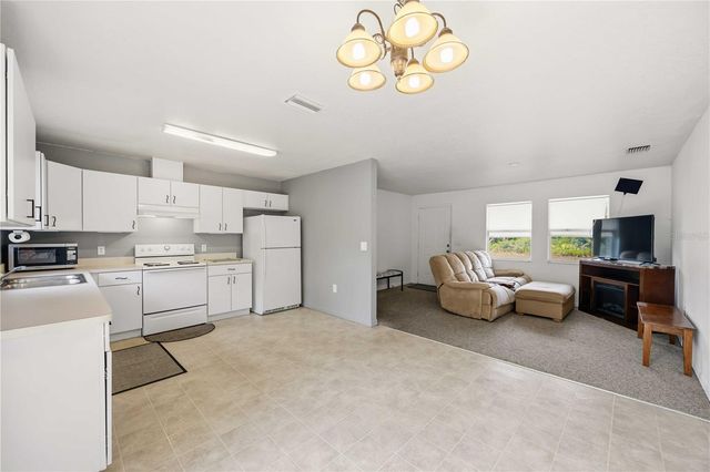 105 BISCAYNE DRIVE, Port Charlotte, FL 33953