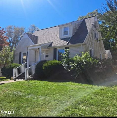 224 Seward Avenue, Bristol, VA 24201