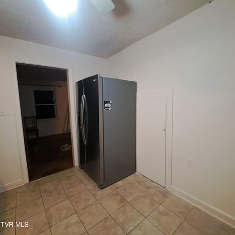 224 Seward Avenue, Bristol, VA 24201