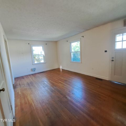 224 Seward Avenue, Bristol, VA 24201