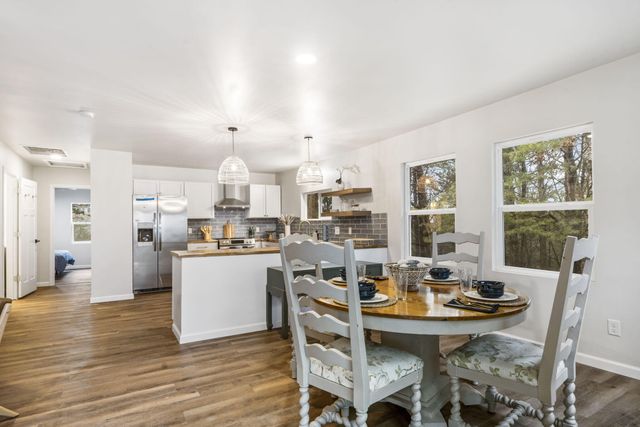 3050 Montague Lane, Kimberling City, MO 65686