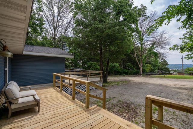 3050 Montague Lane, Kimberling City, MO 65686