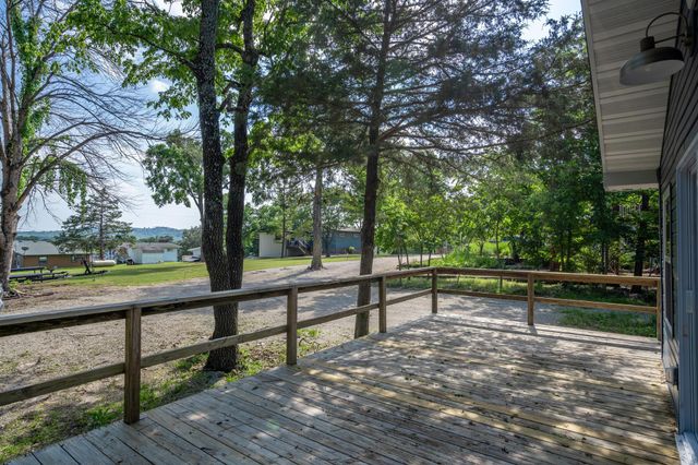 3050 Montague Lane, Kimberling City, MO 65686