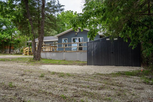 3050 Montague Lane, Kimberling City, MO 65686