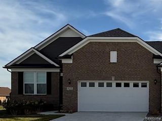 42760 Arbor Drive, Clinton Township, MI 48038