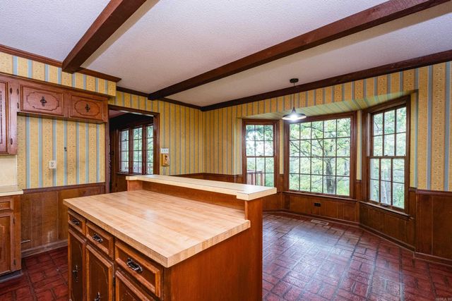 13101 Rivercrest Drive, Little Rock, AR 72212