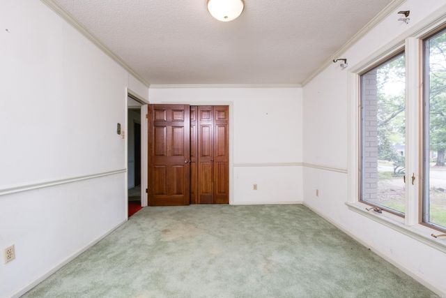 13101 Rivercrest Drive, Little Rock, AR 72212