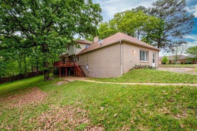 13101 Rivercrest Drive, Little Rock, AR 72212