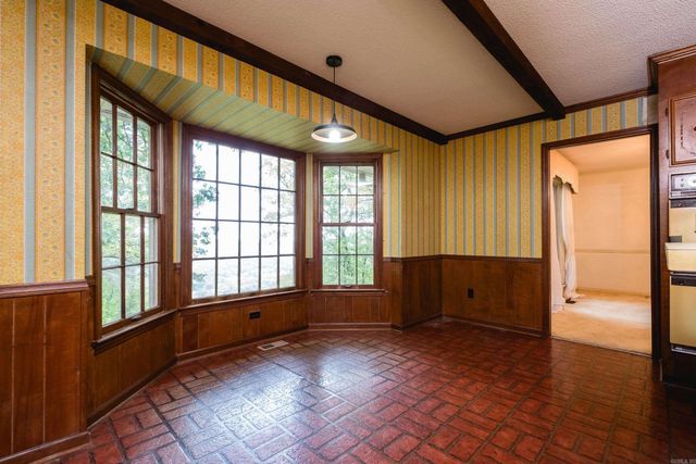 13101 Rivercrest Drive, Little Rock, AR 72212