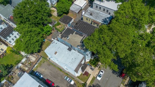 77 S 16Th St, East Orange City, NJ 07018