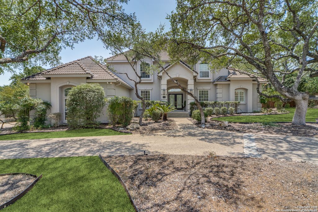 210 Switch Oak, Shavano Park, TX 78230
