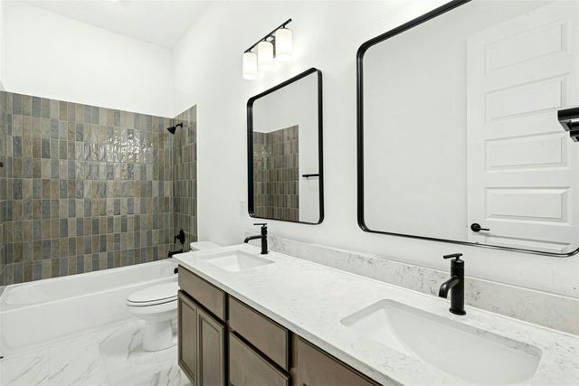 109 McNaughton DR, Liberty Hill, TX 78642