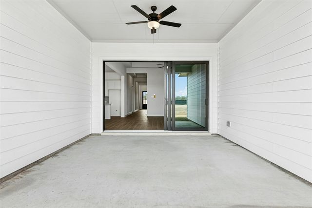 109 McNaughton DR, Liberty Hill, TX 78642