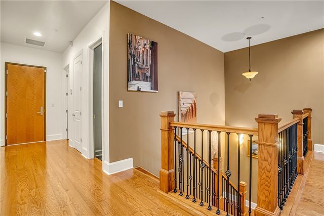 301 5th Av 702-602, Downtown Pgh, PA 15222
