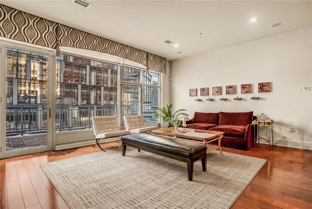 301 5th Av 702-602, Downtown Pgh, PA 15222