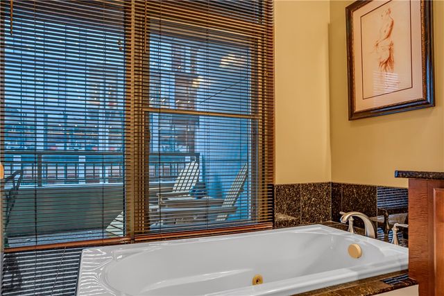 301 5th Av 702-602, Downtown Pgh, PA 15222