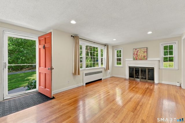 27 Grant Hill Road, Bloomfield, CT 06002