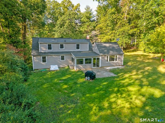 27 Grant Hill Road, Bloomfield, CT 06002